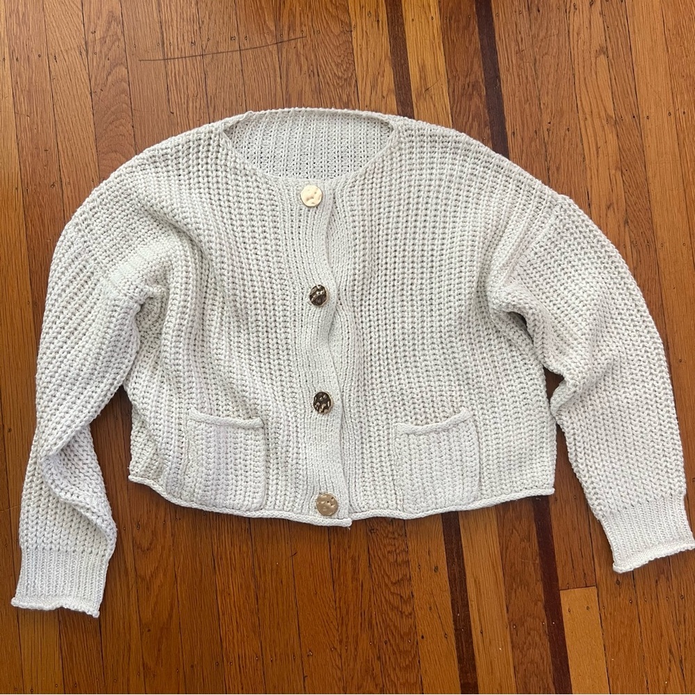 NEW Halara chunky knit sweater cream gold button cardigan L Large NWOT